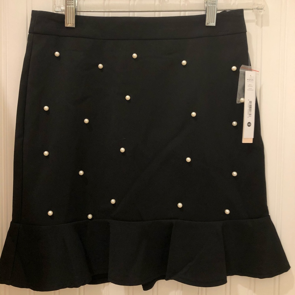 New with tags Aqua skirt!!